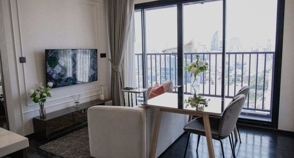 For rent 2 ベッドルーム condo in Watthana, Bangkok