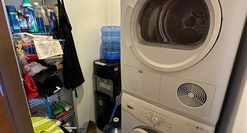 Wohnung zur Miete mit 2 Zimmer in Khlong Toei, Bangkok