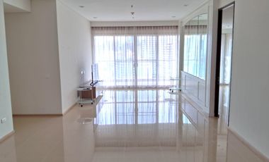 Condo en alquiler de 3 habitaciones en Khlong Toei, Bangkok