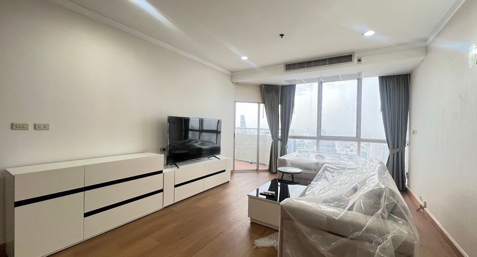 Wohnung zur Miete mit 3 Zimmer in Khlong Toei, Bangkok
