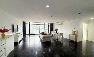 Wohnung zur Miete mit 3 Zimmer in Watthana, Bangkok