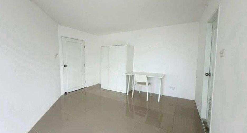 Wohnung zur Miete mit 3 Zimmer in Watthana, Bangkok