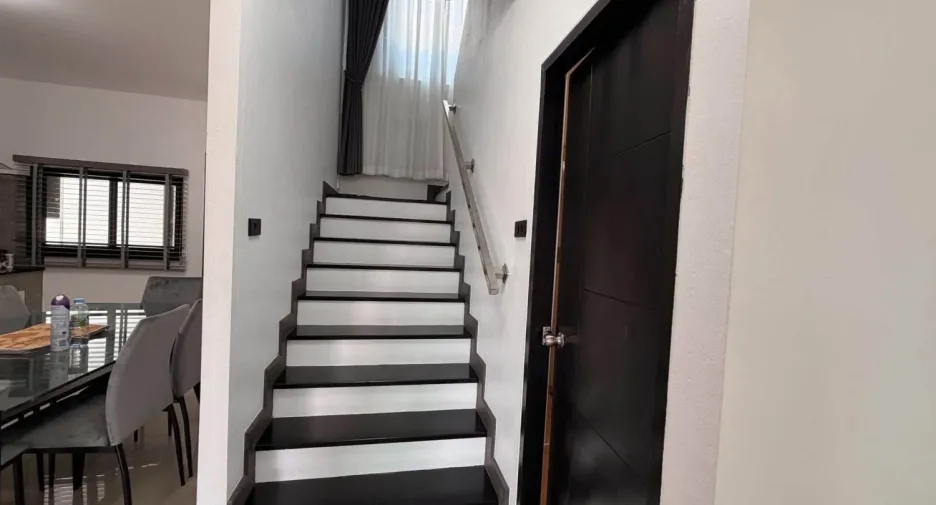 Villa en venta de 4 habitaciones en Bang Saray, Pattaya