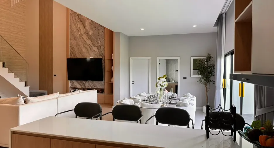 Villa zum Kauf mit 5 Zimmer in Huay Yai, Pattaya