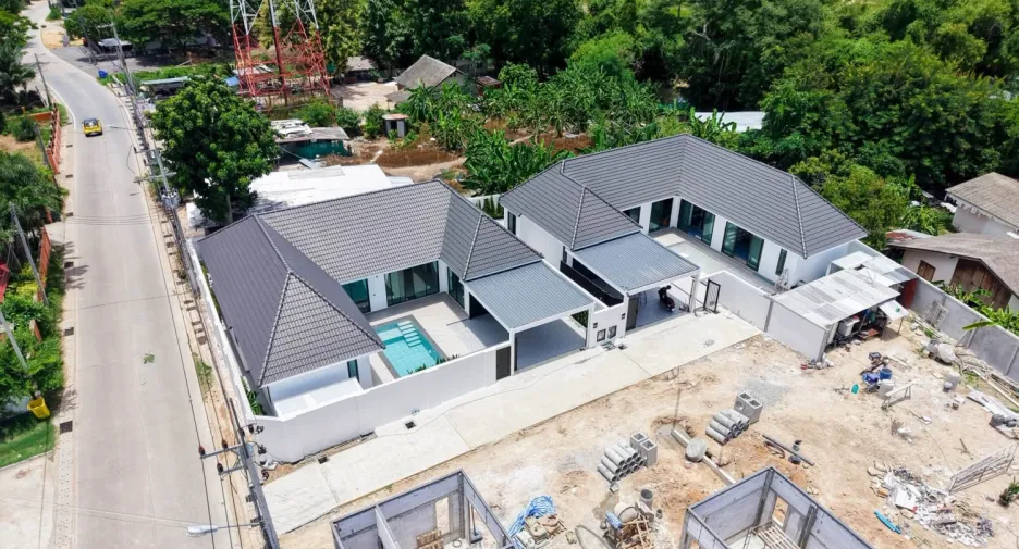 For sale 3 bedrooms villa in Huay Yai, Pattaya
