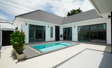 For sale 3 bedrooms villa in Huay Yai, Pattaya