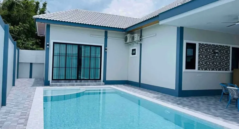 Villa zum Kauf mit 4 Zimmer in Bang Lamung, Chonburi