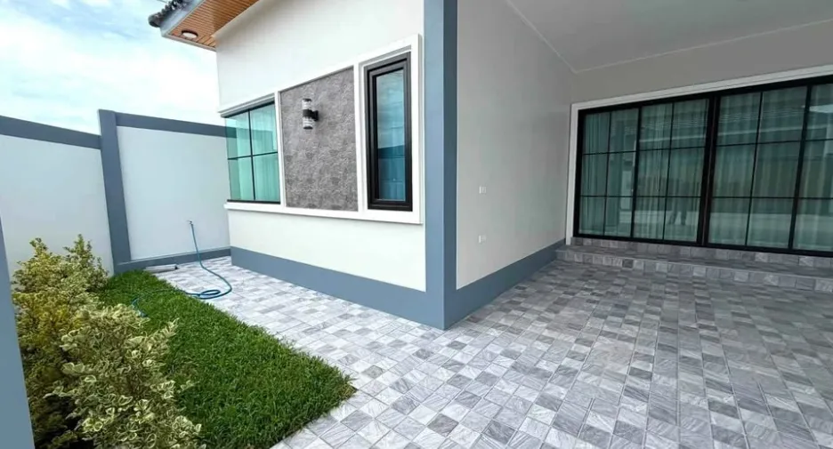 Villa zum Kauf mit 4 Zimmer in Bang Lamung, Chonburi