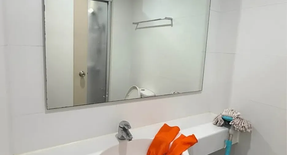 For sale 1 bed condo 