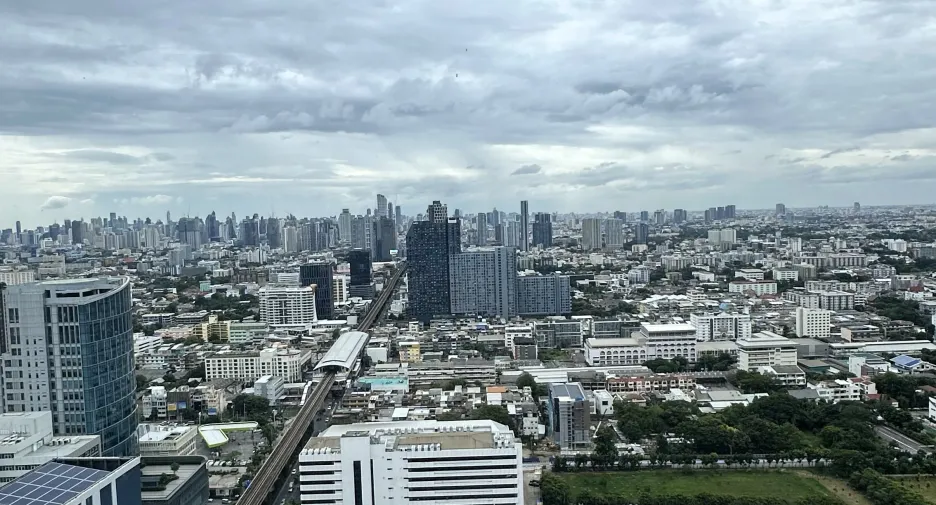 À vendre 2 chambres condo à Phra Khanong, Bangkok