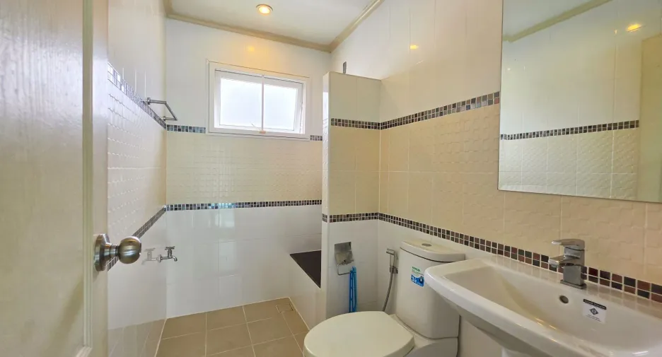 For sale 4 ベッドルーム house in Mueang Khon Kaen, Khon Kaen