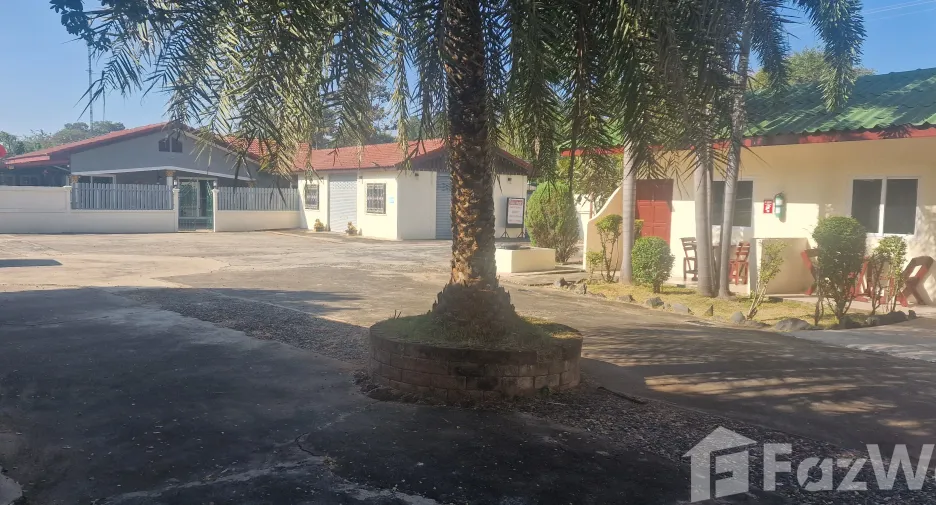 For sale 12 ベッドルーム hotel in Prasat, Surin