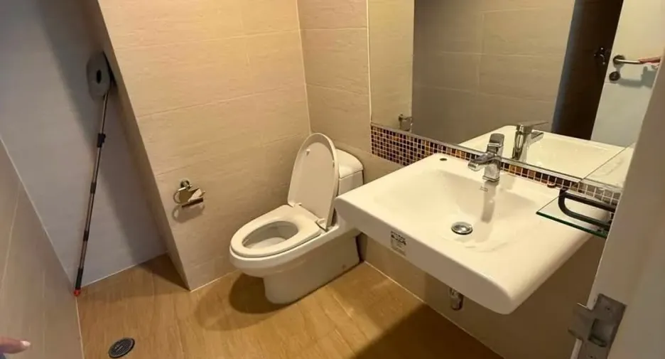 For sale and for rent 2 bedrooms condo in Bang Kapi, Bangkok