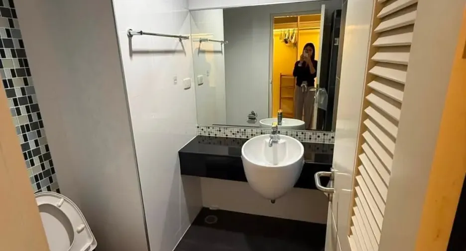 For sale and for rent 2 bedrooms condo in Bang Kapi, Bangkok