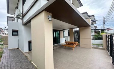 Haus zur Miete mit 3 Zimmer in Bang Lamung, Chonburi