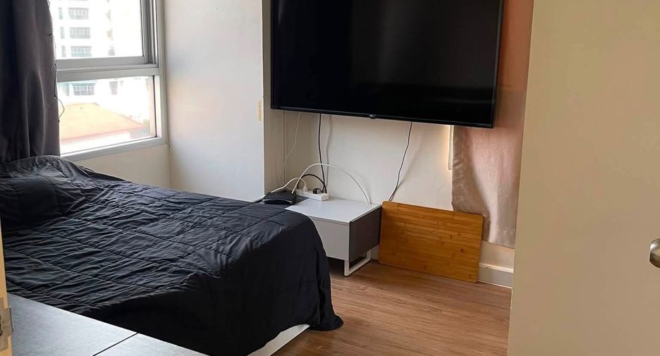 For sale 2 bedrooms condo in Din Daeng, Bangkok
