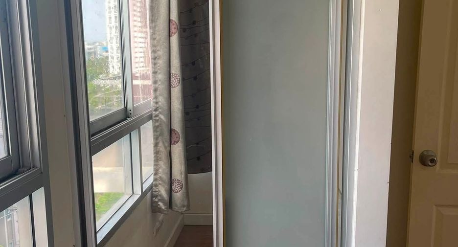 For sale 2 bedrooms condo in Din Daeng, Bangkok