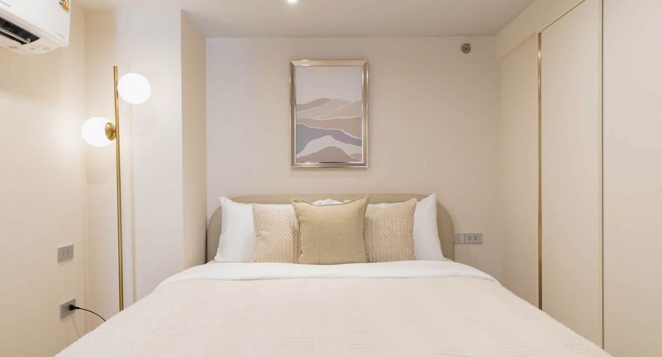 For rent 1 bed condo in Bang Rak, Bangkok