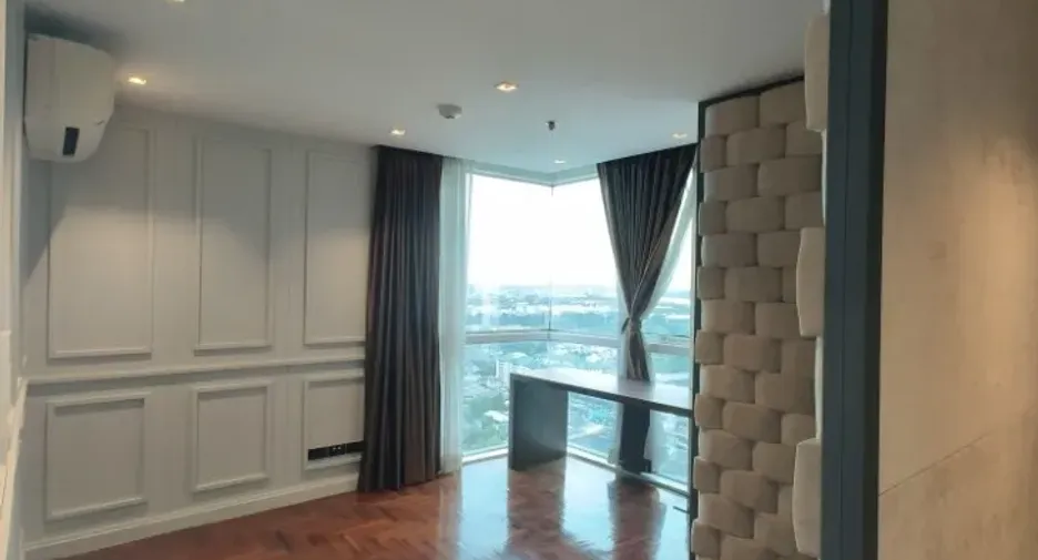 À vendre 2 chambres condo à Bang Na, Bangkok