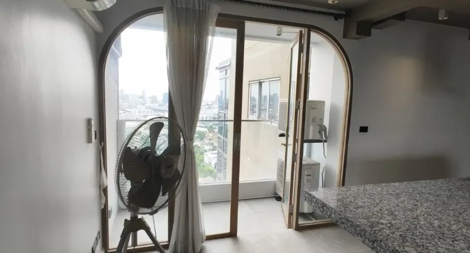 À vendre 2 chambres condo à Bang Na, Bangkok