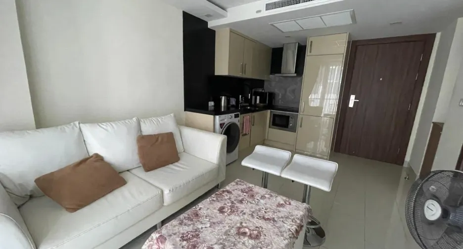 For sale 1 bed condo in Bang Lamung, Chonburi