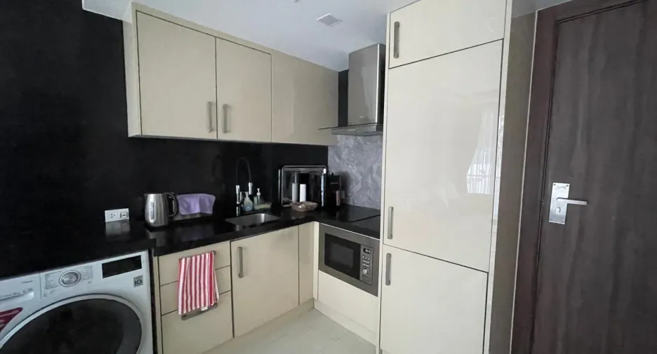For sale 1 bed condo in Bang Lamung, Chonburi