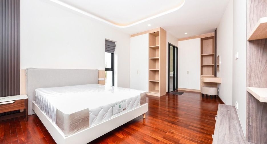 À vendre et à louer 4 chambres villa à Mueang Phuket, Phuket