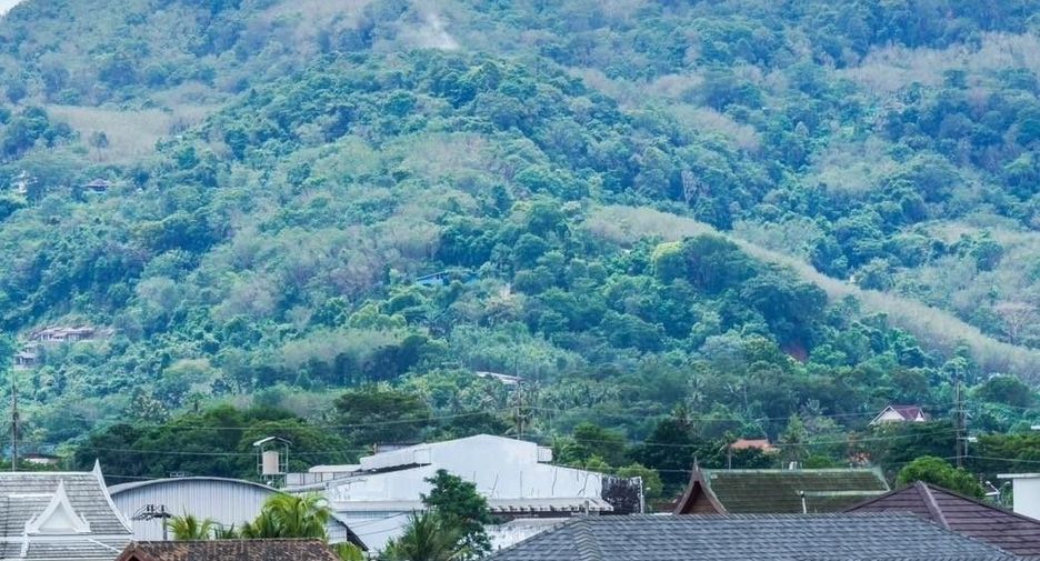 À vendre et à louer 4 chambres villa à Mueang Phuket, Phuket