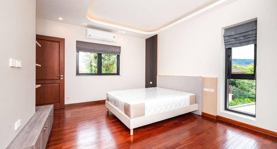 À vendre et à louer 4 chambres villa à Mueang Phuket, Phuket