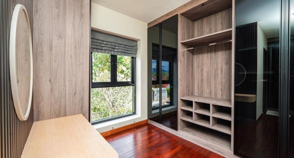 À vendre et à louer 4 chambres villa à Mueang Phuket, Phuket