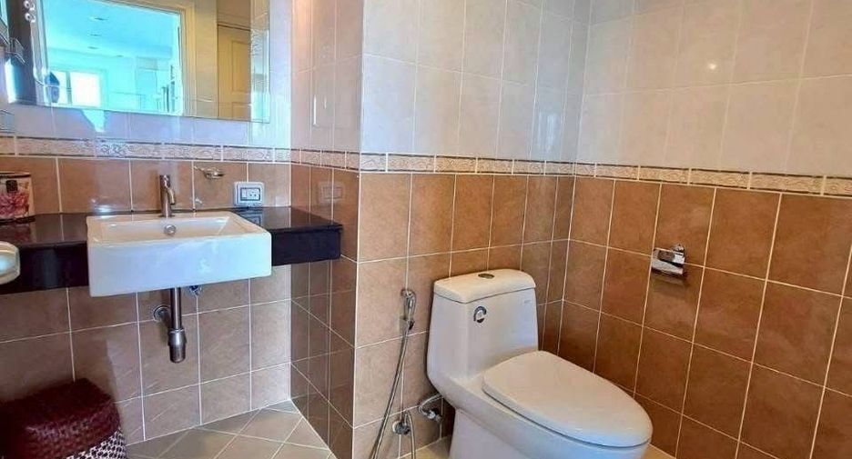 For rent 2 bedrooms condo in Jomtien, Pattaya