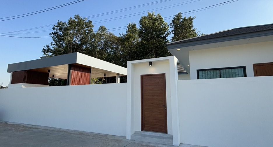 For sale and for rent 3 bedrooms villa in Bang Lamung, Chonburi