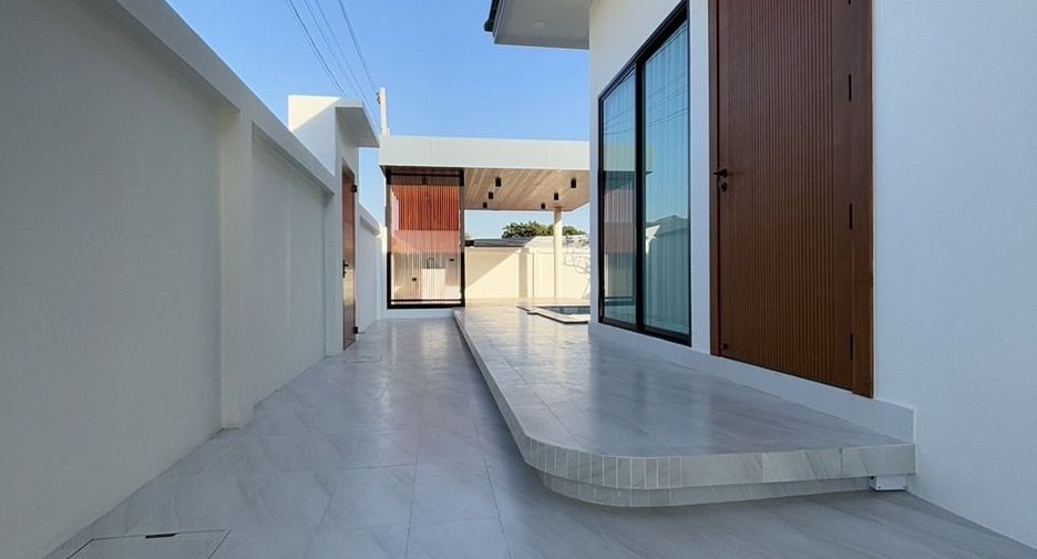 For sale and for rent 3 bedrooms villa in Bang Lamung, Chonburi