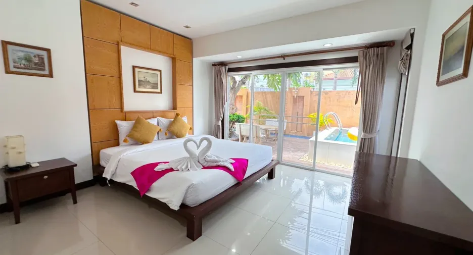 For rent 3 bedrooms villa in Bang Lamung, Chonburi