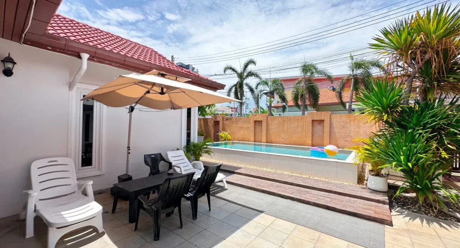 For rent 3 bedrooms villa in Bang Lamung, Chonburi