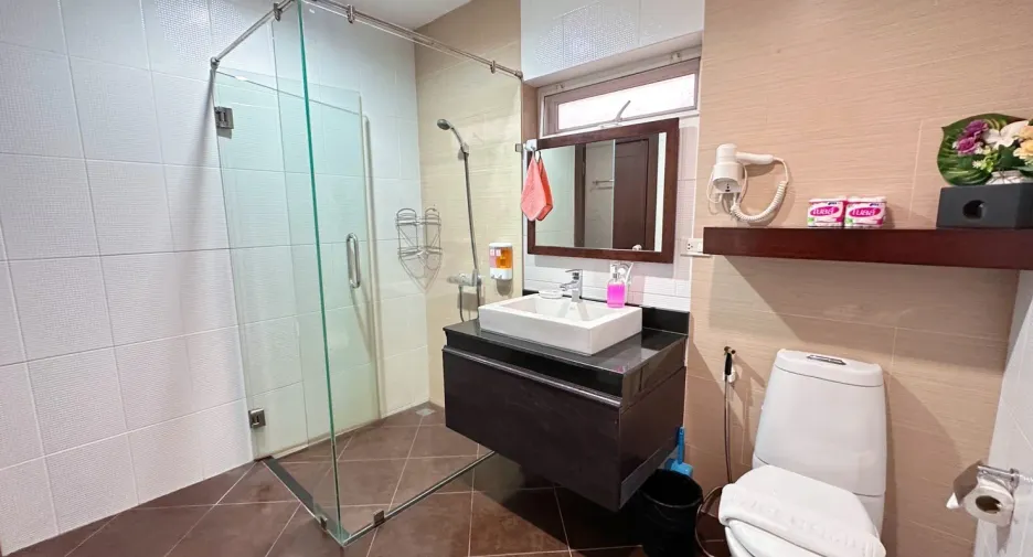 For rent 3 bedrooms villa in Bang Lamung, Chonburi