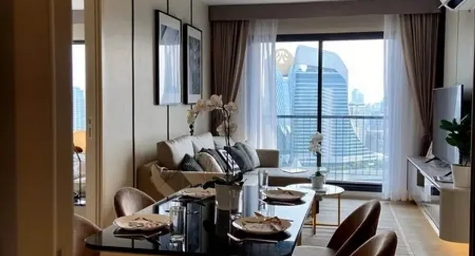 Condo en alquiler de 2 habitaciones en Pathum Wan, Bangkok