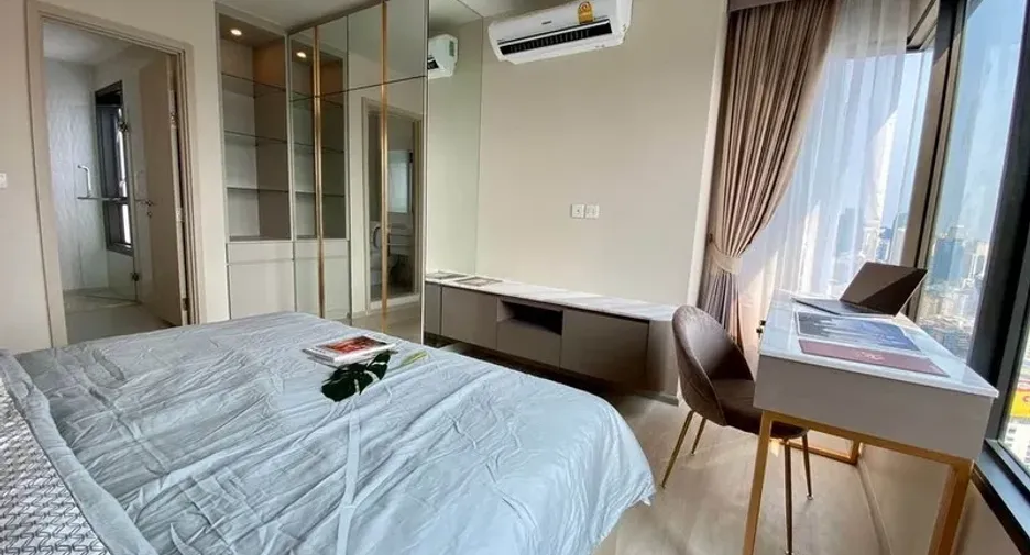 Condo en alquiler de 2 habitaciones en Pathum Wan, Bangkok