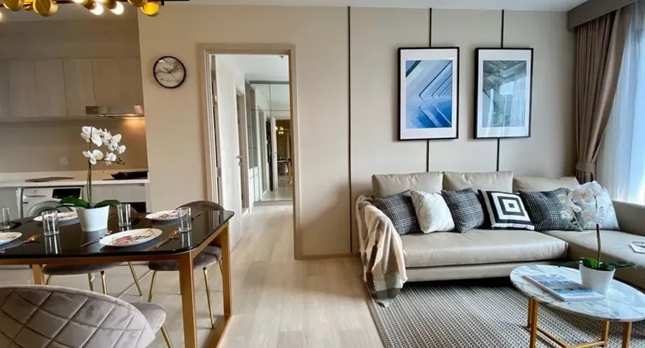 Condo en alquiler de 2 habitaciones en Pathum Wan, Bangkok