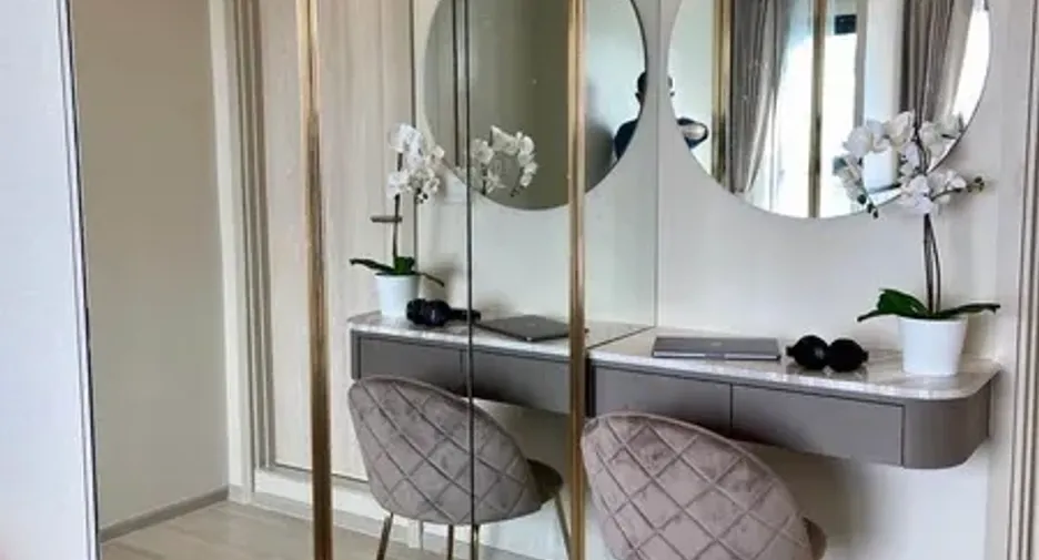 Condo en alquiler de 2 habitaciones en Pathum Wan, Bangkok