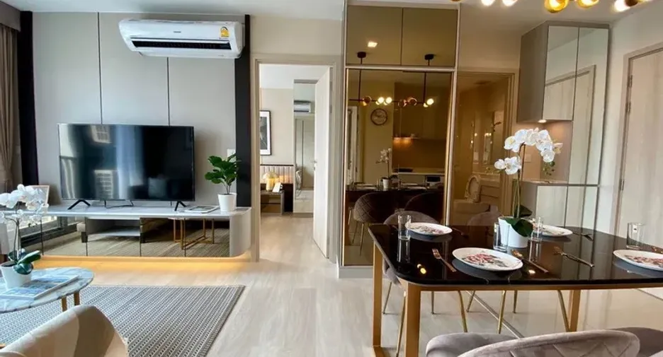 Condo en alquiler de 2 habitaciones en Pathum Wan, Bangkok