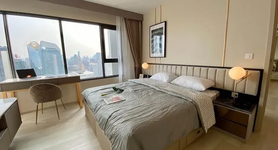 Condo en alquiler de 2 habitaciones en Pathum Wan, Bangkok