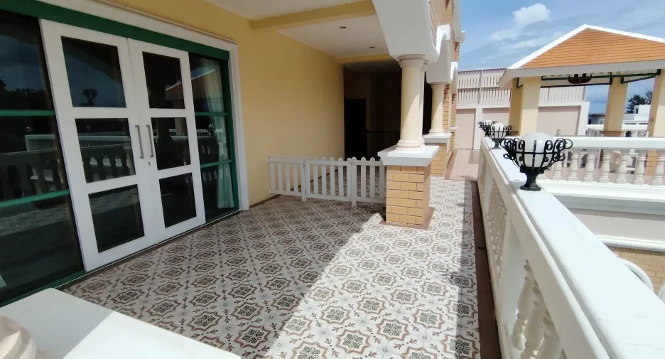 For sale 17 bedrooms hotel in Hua Hin, Prachuap Khiri Khan