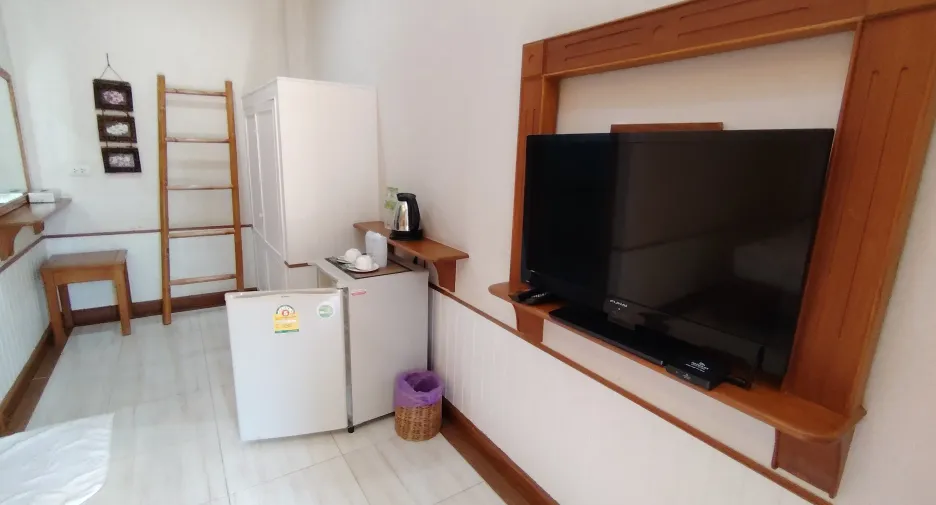 For sale 17 bedrooms hotel in Hua Hin, Prachuap Khiri Khan