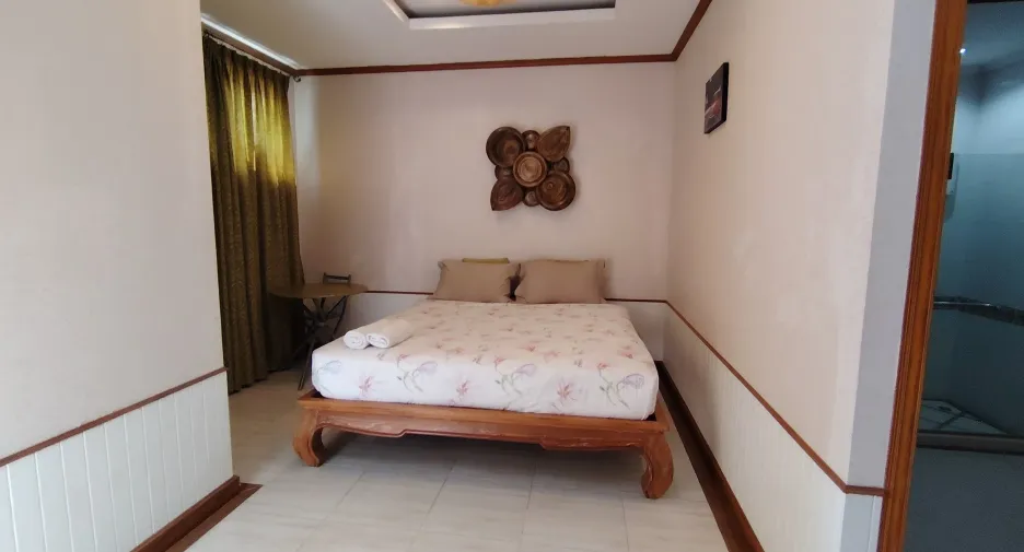 For sale 17 bedrooms hotel in Hua Hin, Prachuap Khiri Khan