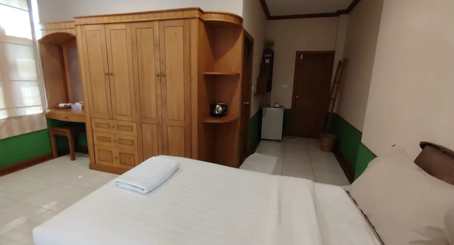 For sale 17 bedrooms hotel in Hua Hin, Prachuap Khiri Khan