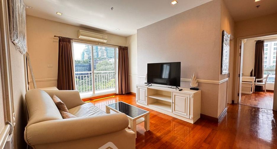 For rent 2 bedrooms condo in Sathon, Bangkok