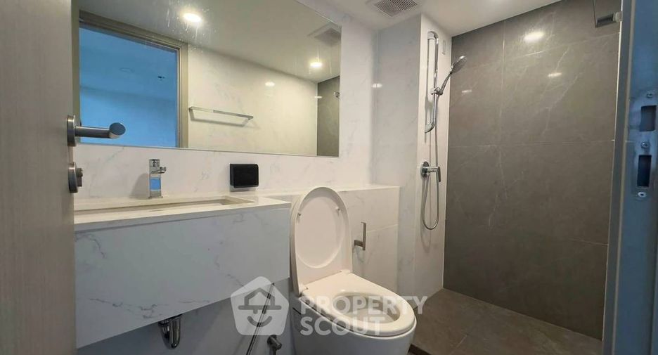 For rent 1 bed condo in Bang Phlat, Bangkok