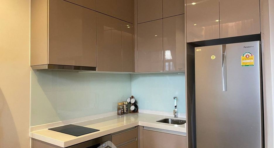 For sale 1 Beds condo in Phra Khanong, Bangkok