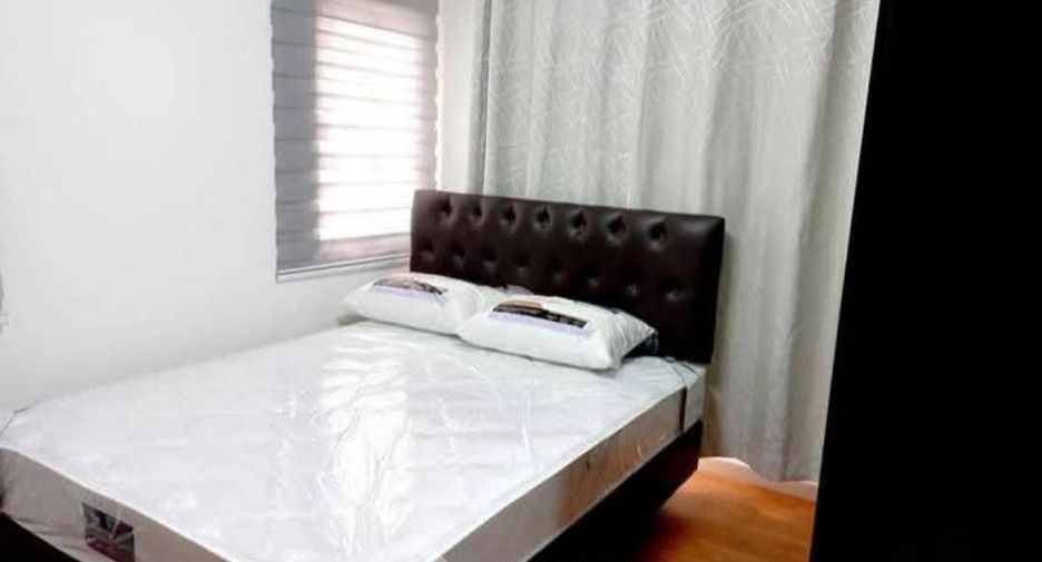 For rent 2 bedrooms condo in Pathum Wan, Bangkok